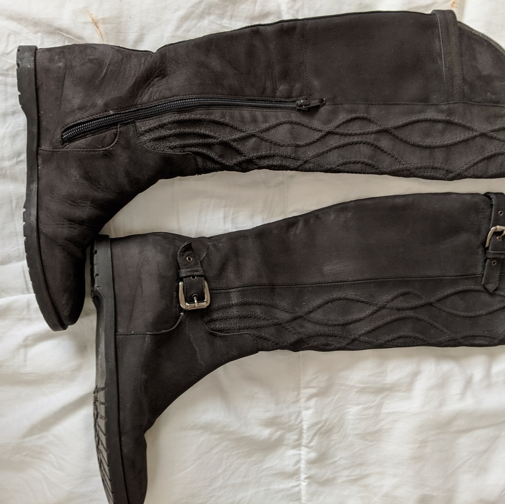 Napoliani black suede leather boots